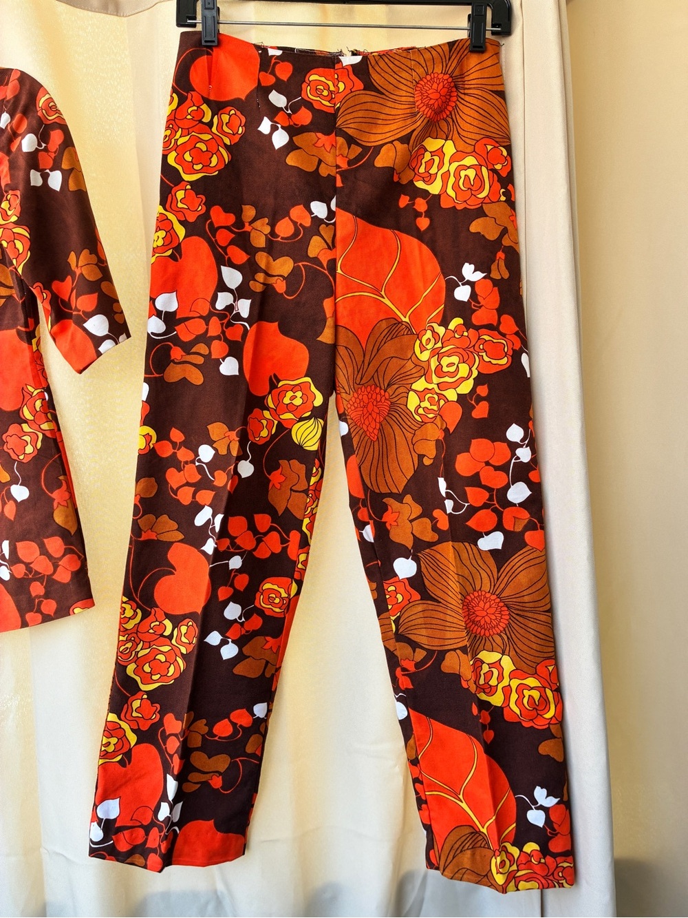 Vintage 60s/70s Mod Style Pantsuit Top & Pants Set - Picture 8 of 17